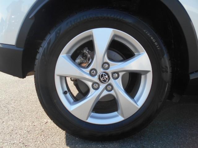 Ｃ－ＨＲ Ｓ　ＬＥＤエディション　衝突被害軽減ブレーキ　ＥＴＣ装備　バックモニター　ＬＥＤライト　イモビライザー　クルーズコントロール　アルミホイール　ナビ＆ＴＶ　パワーウィンドウ　メモリナビ　ドラレコ　ＤＶＤ再生　カーテンエアバック（19枚目）