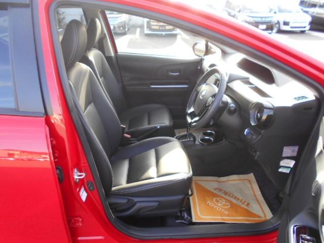 アクア Ｇソフトレザーセレクション　スマートキー＆プッシュスタート　バックモニター　ＥＴＣ車載器　横滑り防止　クルーズコントロール　イモビ　ナビ＆ＴＶ　ワンセグ　キーレス　ドライブレコーダー　メモリナビ　オートエアコン　ＡＢＳ　記録簿（15枚目）