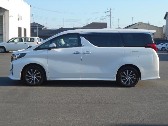 アルファード ２．５Ｓ　片側パワスラ　Ｗエアコン　フルオートエアコン　盗難防止システム　横滑り防止　ＡＷ　パワーステアリング　ＬＥＤランプ　キーレスエントリー　エアバック　ＷエアＢ　ＥＴＣ　ＡＢＳ　３列シート　スマートキー（3枚目）