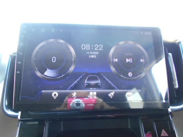 アルファード ２．５Ｓ　片側パワスラ　Ｗエアコン　フルオートエアコン　盗難防止システム　横滑り防止　ＡＷ　パワーステアリング　ＬＥＤランプ　キーレスエントリー　エアバック　ＷエアＢ　ＥＴＣ　ＡＢＳ　３列シート　スマートキー（8枚目）