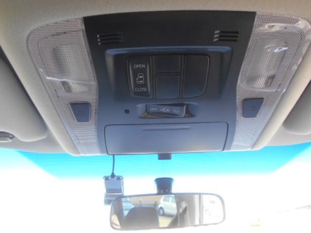 アルファード ２．５Ｓ　片側パワスラ　Ｗエアコン　フルオートエアコン　盗難防止システム　横滑り防止　ＡＷ　パワーステアリング　ＬＥＤランプ　キーレスエントリー　エアバック　ＷエアＢ　ＥＴＣ　ＡＢＳ　３列シート　スマートキー（13枚目）