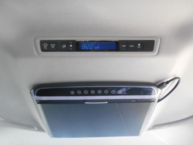 アルファード ２．５Ｓ　片側パワスラ　Ｗエアコン　フルオートエアコン　盗難防止システム　横滑り防止　ＡＷ　パワーステアリング　ＬＥＤランプ　キーレスエントリー　エアバック　ＷエアＢ　ＥＴＣ　ＡＢＳ　３列シート　スマートキー（14枚目）