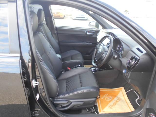 カローラフィールダー ハイブリッドG ダブルバイビー PCS インテリキー 横滑防止 フルセグTV メンテナンスノート LEDヘッドライト オートエアコン ETC DVD再生 アルミホイール キーフリーシステム サイドエアバッグ ナビTV ABS(15枚目)