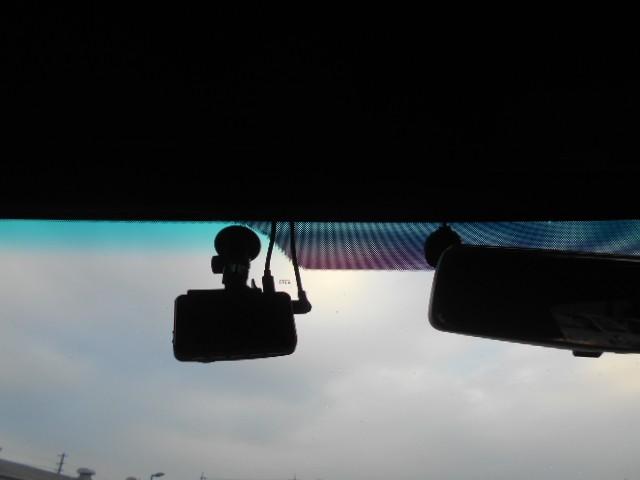 ８６ ＧＴリミテッド　スマキ－　イモビライザー　ＥＴＣ付き　キーレスアクセス　横滑り防止機能　Ｗエアバック　オートエアコン　アルミホイール　ＡＢＳ　エアバック　パワーウィンドウ　パワーステアリング　ドライブレコーダー（13枚目）