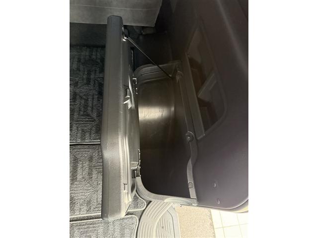 ハイエースワゴン GL 定期点検記録簿 WエアB 4WD車 キーレスエントリー エアコン ABS ワンオーナー ETC車載器 パワステ メモリーナビ LEDライト ドライブレコーダー ナビ AW スマートキープッシュスタート(24枚目)