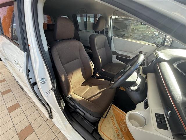 シエンタ Ｇ　ナビ・ＴＶ　スマートキープッシュスタート　アイドリングＳ　１オ－ナ－　リアカメラ　地デジフルセグ　定期点検記録簿　フルオートエアコン　パワーウィンド　ＥＴＣ　運転席エアバック　パワステ　ＤＶＤ再生可（18枚目）