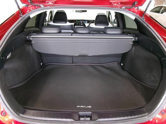 プリウス Ａプレミアム　ツーリングセレクション　横滑り防止機能　皮シート　エアコン　パワーウィンドウ　ナビ＆ＴＶ　ＬＥＤライト　盗難防止装置　スマートキー＆プッシュスタート　キーレス　ＥＴＣ　アルミホイール　メモリナビ　パワステ　カーテンエアバック（18枚目）