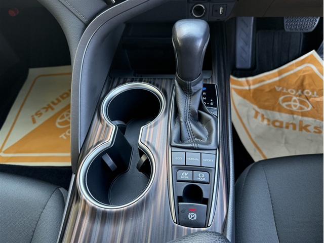 カムリ Ｇ　ＥＳＣ　リヤカメラ　パワーウィンドウ　１オーナー車　オ－トエアコン　パワステ　地デジ　エアバッグ　ＬＥＤヘットライト　ＡＢＳ　スマートキープッシュスタート　ＥＴＣ車載器　ドラレコ付き　ＴＶナビ　アルミ（14枚目）