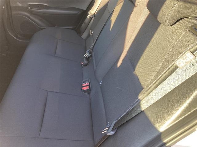 プリウス Ｕ　衝突回避システム　ＬＥＤ　Ｂモニター　ドライブレコーダー　クルーズコントロール　スマートキー　ＥＴＣ車載器　キーレス　アルミ　盗難防止システム　横滑り防止装置付き　記録簿　テレビ　地上デジタル　ＡＡＣ（23枚目）