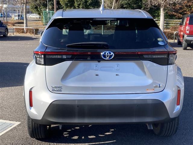 ヤリスクロス ハイブリッドＺ　ドライブレコーダ　インテリジェントキー　アルミホイル　ＬＥＤライト　１オ－ナ－　リアカメラ　整備記録簿　ＴＶ　パワステ　オートエアコン　キーフリー　イモビライザ　ＥＴＣ付き　サイドエアバック　ＡＢＳ（4枚目）