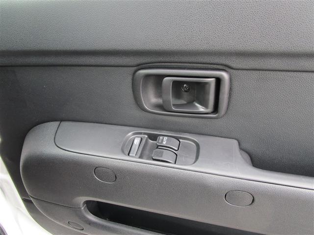 ハイゼットカーゴ ＤＸ　ＳＡＩＩＩ　横滑防止装置　メモリナビ　ＥＴＣ付き　オートエアコン　キ－レス　記録簿あり　デュアルエアバッグ　エコアイドル　セキュリティ　ナビＴＶ　前席パワーウィンドウ　ドライブレコーダー　運転席エアバッグ　ＡＢＳ（16枚目）