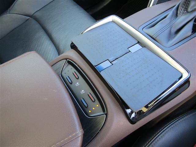 ハリアーハイブリッド Ｚ　レザーパッケージ　パノラマサンルーフ　地デジ　横滑防止　盗難防止システム　Ｂモニター　革　ＬＥＤライト　パワーウィンドウ　クルコン　スマートキ－　助手席エアバック　エアバッグ　点検記録簿　オートエアコン　ナビＴＶ（16枚目）