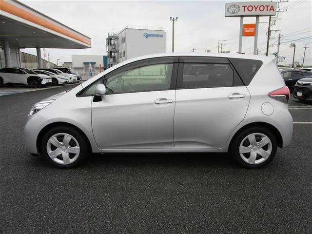 ラクティス Ｘ　オートエアコン　メモリナビ　助手席エアバッグ　整備記録簿　ナビ＆ＴＶ　キーレス　横滑防止装置　エアバック　パワーウインドウ　パワステ　バックカメラ　ワンセグＴＶ　クルーズコントロール　ワンオーナー（3枚目）