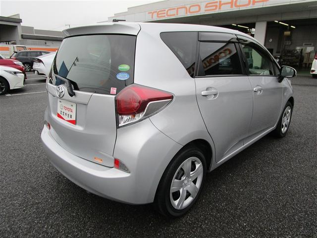 ラクティス Ｘ　オートエアコン　メモリナビ　助手席エアバッグ　整備記録簿　ナビ＆ＴＶ　キーレス　横滑防止装置　エアバック　パワーウインドウ　パワステ　バックカメラ　ワンセグＴＶ　クルーズコントロール　ワンオーナー（6枚目）