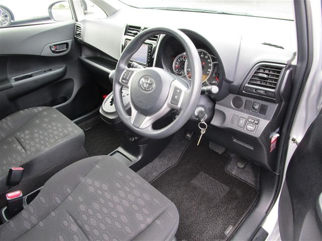 ラクティス Ｘ　オートエアコン　メモリナビ　助手席エアバッグ　整備記録簿　ナビ＆ＴＶ　キーレス　横滑防止装置　エアバック　パワーウインドウ　パワステ　バックカメラ　ワンセグＴＶ　クルーズコントロール　ワンオーナー（10枚目）