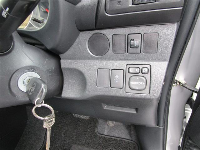 ラクティス Ｘ　オートエアコン　メモリナビ　助手席エアバッグ　整備記録簿　ナビ＆ＴＶ　キーレス　横滑防止装置　エアバック　パワーウインドウ　パワステ　バックカメラ　ワンセグＴＶ　クルーズコントロール　ワンオーナー（15枚目）