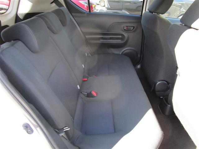 アクア Ｓ　スマートキープッシュスタート　キーレスエントリ　ＬＥＤヘッドライト　イモビ　ナビ＆ＴＶ　オートエアコン　デュアルエアバック　ＥＳＣ　Ｂカメラ　パワーウィンドウ　ＥＴＣ　ＳＲＳ　ワンセグＴＶ　ＡＢＳ（7枚目）