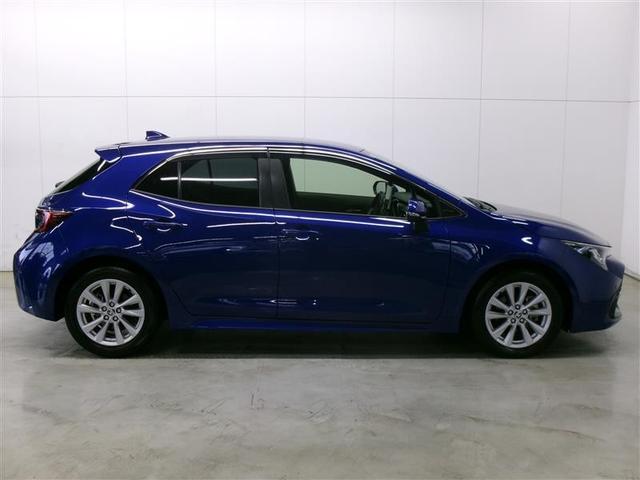 カローラスポーツ ハイブリッドＧ　オートエアコン　クルーズコントロール　盗難防止システム　ＬＥＤヘッドライト　試乗車ＵＰ　バックモニター　スマートキー　キーレス　ＥＴＣ　フルセグ　ドラレコ　横滑り防止装置　ナビ＆ＴＶ　アルミホイール（6枚目）