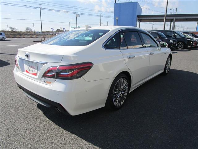 クラウンハイブリッド Ｓ　エレガンススタイル　地デジＴＶ　パワーシート　バックカメラ　ＬＥＤヘッドライト　ドラレコ　ＤＶＤ再生　クルコン　ＥＴＣ　アルミホイール　メモリーナビ　ナビＴＶ　スマートキー　オートエアコン　キーレス　アイドリングＳ（6枚目）