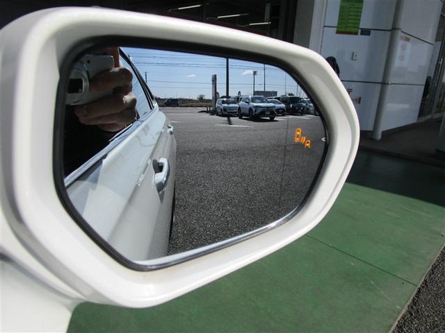 クラウンハイブリッド Ｓ　エレガンススタイル　地デジＴＶ　パワーシート　バックカメラ　ＬＥＤヘッドライト　ドラレコ　ＤＶＤ再生　クルコン　ＥＴＣ　アルミホイール　メモリーナビ　ナビＴＶ　スマートキー　オートエアコン　キーレス　アイドリングＳ（24枚目）