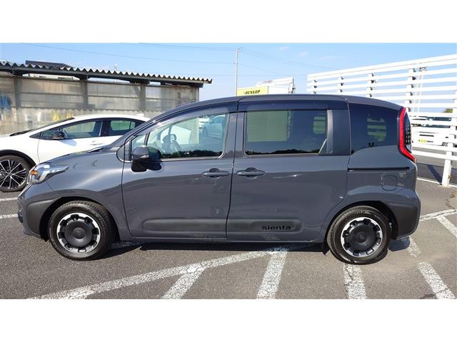 シエンタ ハイブリッドＺ　ＴＳＳ　エアバック　キーレスエントリー　イモビライザー　整備記録簿　ＬＥＤヘッドライト　ＥＴＣ車載器　横滑り防止　スマートキー　オートエアコン　ＷＳＲＳ　３列シート　ドラレコ　ＡＢＳ　パワーウィンドウ（2枚目）