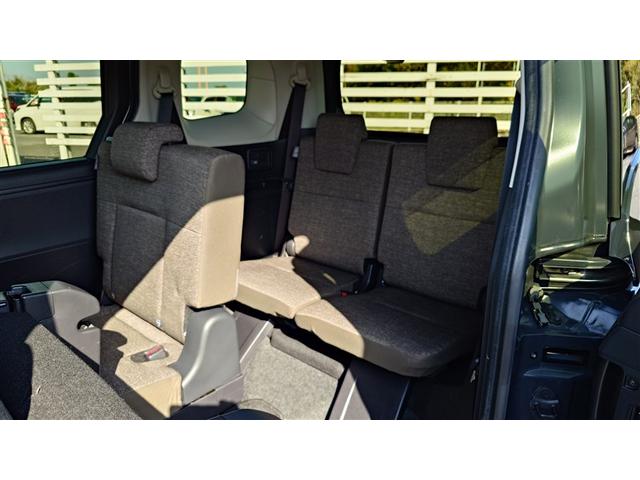 シエンタ ハイブリッドＺ　ＴＳＳ　エアバック　キーレスエントリー　イモビライザー　整備記録簿　ＬＥＤヘッドライト　ＥＴＣ車載器　横滑り防止　スマートキー　オートエアコン　ＷＳＲＳ　３列シート　ドラレコ　ＡＢＳ　パワーウィンドウ（9枚目）