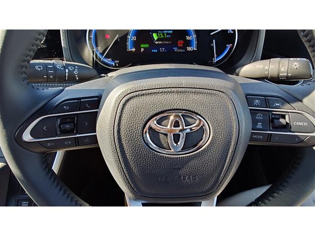 ノア ハイブリッドS-Z 横滑り防止機能 エアバッグ オートクルーズコントロール 地デジ 両側自動ドア スマートエントリー LEDランプ メモリナビ 3列シート ETC付き ABS AC100V アルミホイール キーレス(17枚目)