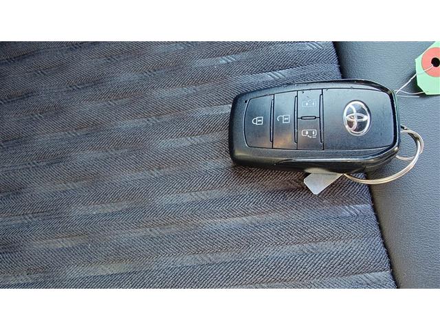 ノア ハイブリッドS-Z 横滑り防止機能 エアバッグ オートクルーズコントロール 地デジ 両側自動ドア スマートエントリー LEDランプ メモリナビ 3列シート ETC付き ABS AC100V アルミホイール キーレス(26枚目)