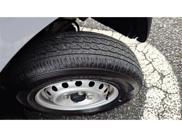 ハイゼットカーゴ DX SAIII ヘッドライトLED 横滑防止装置 オートエアコン キ-レス デュアルエアバッグ 前席パワーウィンドウ 運転席エアバッグ パワーステアリング ABS 前後誤発進抑制装置(20枚目)