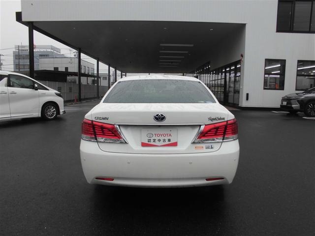 クラウンハイブリッド ロイヤルサルーン　点検記録簿　１オーナー車　フルセグテレビ　Ｂカメラ　盗難防止システム　スマキー　オートクルーズコントロール　ＥＴＣ付き　アルミホイール　カーテンエアバッグ　エアコン　ＨＤＤナビゲーション　ＰＷ　ＡＢＳ（4枚目）