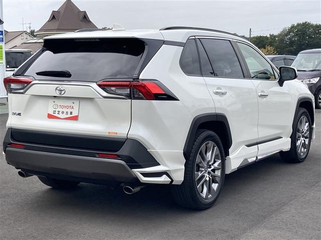 ＲＡＶ４ Ｇ　Ｚパッケージ　インテリジェントクリアランスソナー　整備記録簿　ＡＷＤ　ＬＥＤライト　アルミホイル　オートクルーズ　横滑り防止装置　バックガイドモニター　盗難防止装置　デュアルエアバッグ　キーレス　ＡＢＳ　１オーナー（5枚目）