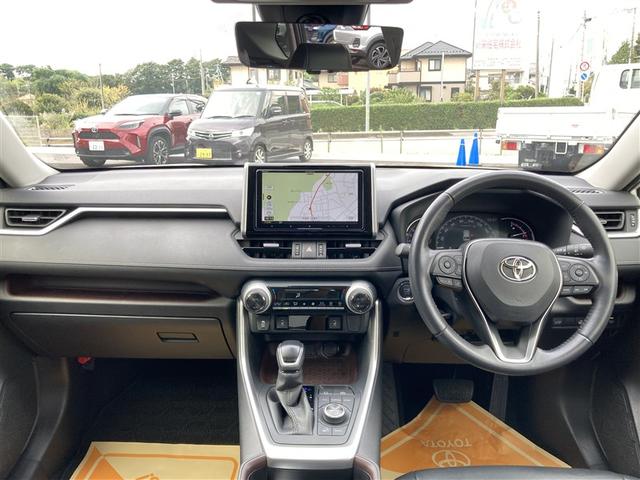 ＲＡＶ４ Ｇ　Ｚパッケージ　インテリジェントクリアランスソナー　整備記録簿　ＡＷＤ　ＬＥＤライト　アルミホイル　オートクルーズ　横滑り防止装置　バックガイドモニター　盗難防止装置　デュアルエアバッグ　キーレス　ＡＢＳ　１オーナー（7枚目）