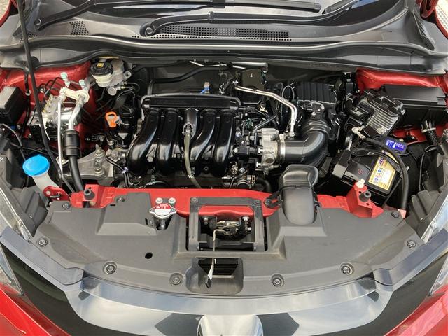 ヴェゼル Ｘ・ホンダセンシング　Ｒカメラ　Ｗエアバッグ　盗難防止　アクティブクルーズコントロール　オートエアコン　ＬＥＤランプ　衝突軽減ブレ－キ　パワステ　整備記録簿　Ｄレコ　アルミ　スマートキーシステム　パワーウインドウ　ＴＶナビ（27枚目）