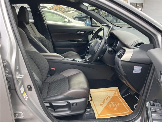 Ｃ－ＨＲ Ｇ　ＬＥＤエディション　整備記録簿　プリクラッシュセーフティー　横滑り防止機能　Ｂカメ　地デジ　ＬＥＤヘッドライト　ドラレコ付き　盗難防止装置　ＡＡＣ　スマートキー　ＤＶＤ再生可　デュアルエアバッグ　ワンオーナー　キーフリー（18枚目）