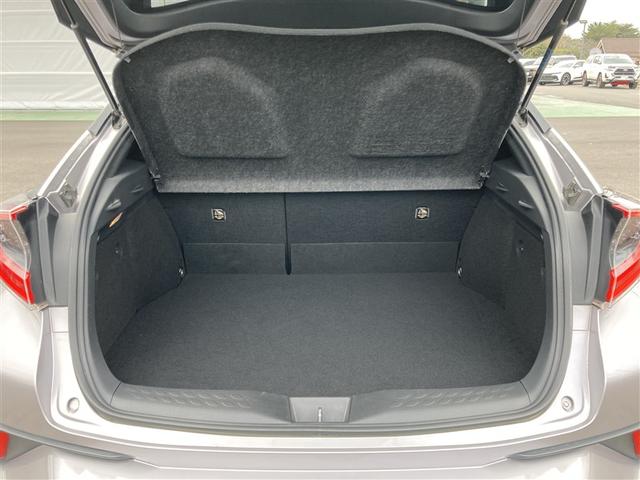 Ｃ－ＨＲ Ｇ　ＬＥＤエディション　整備記録簿　プリクラッシュセーフティー　横滑り防止機能　Ｂカメ　地デジ　ＬＥＤヘッドライト　ドラレコ付き　盗難防止装置　ＡＡＣ　スマートキー　ＤＶＤ再生可　デュアルエアバッグ　ワンオーナー　キーフリー（22枚目）