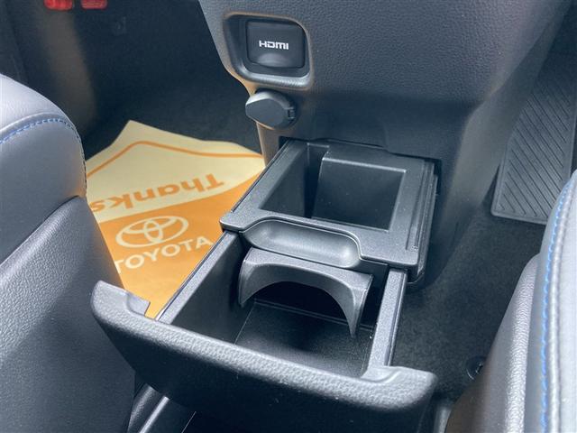 ヴォクシー Ｓ－Ｚ　ＤＶＤ再生機能　スマートキープッシュスタート　両側電動パワースライドドア　パワーウインドウ　１オナ　ＥＴＣ車載器　ＬＥＤライト　アルミホイール　盗難防止装置　記録簿　横滑り防止機能　キーフリー　ＡＢＳ（11枚目）