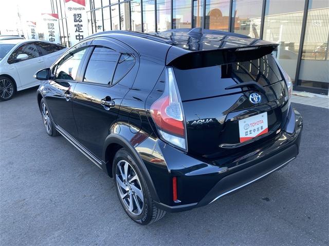 アクア クロスオーバー　Ｂカメラ　地デジ　イモビライザー　ナビＴＶ　エアコン　１オ－ナ－　ＥＳＣ　記録簿　アルミホイール　キーフリー　ＥＴＣ　パワーステアリング　パワーウィンドウ　メモリーナビ　ＡＢＳ　スマ－トキ－（4枚目）