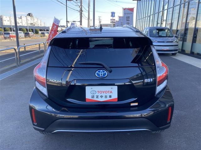 アクア クロスオーバー　Ｂカメラ　地デジ　イモビライザー　ナビＴＶ　エアコン　１オ－ナ－　ＥＳＣ　記録簿　アルミホイール　キーフリー　ＥＴＣ　パワーステアリング　パワーウィンドウ　メモリーナビ　ＡＢＳ　スマ－トキ－（5枚目）