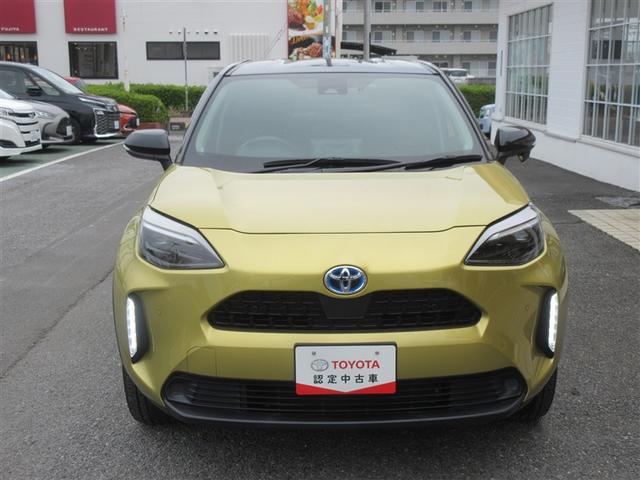 ヤリスクロス ハイブリッドＺ　ドライブレコーダ　インテリジェントキー　アルミホイル　ＬＥＤライト　１オ－ナ－　リアカメラ　クルーズコントロール　整備記録簿　横滑り防止システム　ナビＴＶ　メモリーナビゲーション　電動シ－ト　パワステ（8枚目）