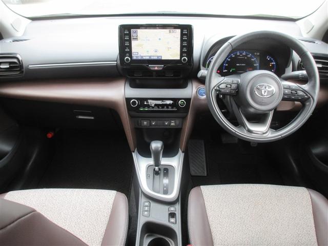 ヤリスクロス ハイブリッドＺ　ドライブレコーダ　インテリジェントキー　アルミホイル　ＬＥＤライト　１オ－ナ－　リアカメラ　クルーズコントロール　整備記録簿　横滑り防止システム　ナビＴＶ　メモリーナビゲーション　電動シ－ト　パワステ（12枚目）