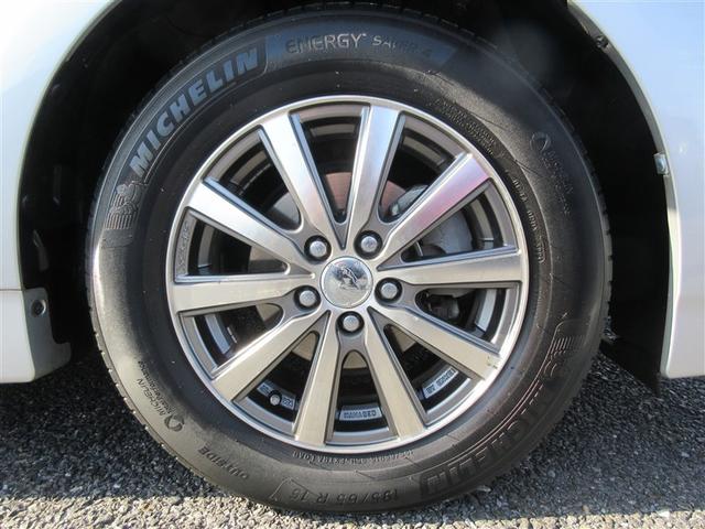 プリウス Ｇ　ＬＥＤライト　Ｒカメラ　スマ－トキ－　パワーステアリング　エアバック　ナビ＆ＴＶ　電動パワーシート　ＡＡＣ　整備記録簿　クルコン　ＥＴＣ付　イモビライザー　ＡＷ　キーフリーシステム　パワーウィンドウ（23枚目）