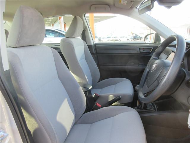 カローラアクシオ １．５Ｘ　ワンオーナー車　パワーウィンドウ　キーレス　パワーステアリング　点検記録簿　エアバッグ　ＴＶ＆ナビ　ＡＢＳ　バックモニター　エアコン　衝突被害軽減システム　ダブルエアバッグ　ドラレコ　ワンセグテレビ（18枚目）