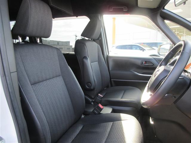 ヴォクシー ハイブリッドＳ－Ｇ　リアオートエアコン　地デジ　クルコン　Ｂカメラ　横滑防止装置　ＬＥＤヘッド　ＥＴＣ車載器　ワンオーナー車　両側自動ドア　キーレス　ナビ＆ＴＶ　アルミホイール　３列シート　スマートキー　メモリーナビ（20枚目）