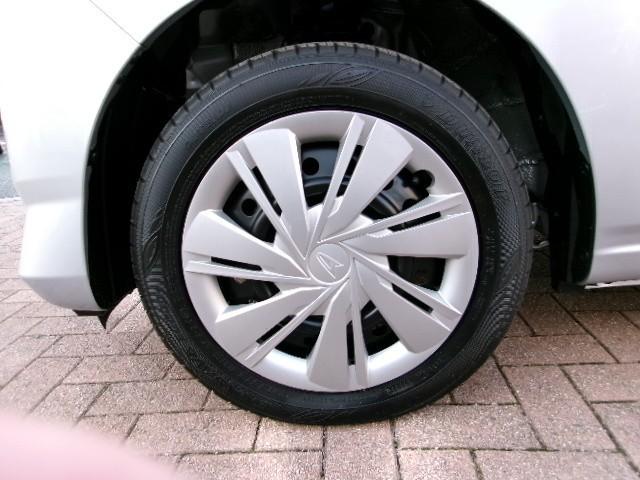 ミライース Ｘ　ＳＡＩＩＩ　衝突回避支援ブレーキ機能　運転席助手席エアバック　点検記録簿付　ＬＥＤライト　パワーウインドウ　エアコン　パワステ　ＡＢＳ　エアバック（8枚目）