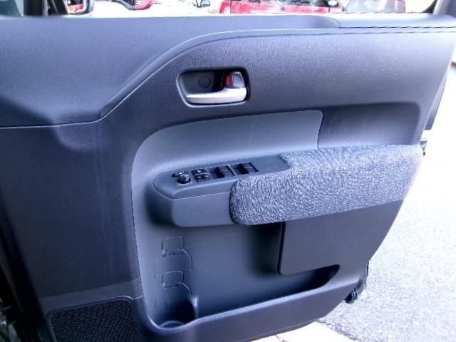 シエンタ ハイブリッドZ TSS ワンオーナ エアバック アルミ キーレスエントリー ナビTV イモビライザー 整備記録簿 LEDヘッドライト ETC車載器 横滑り防止 スマートキー オートエアコン サイドエアバッグ WSRS(37枚目)