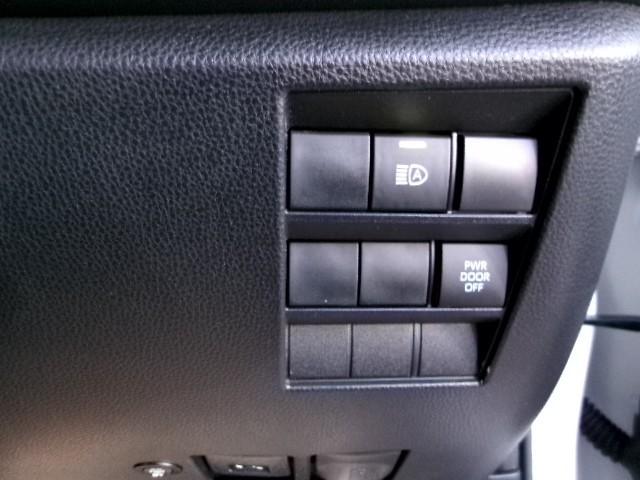 ヴォクシー Ｓ－Ｚ　スマートキープッシュスタート　両側電動パワースライドドア　パワーウインドウ　ＥＴＣ車載器　ＬＥＤライト　アルミホイール　盗難防止装置　横滑り防止機能　キーフリー　ナビＴＶ　クルーズコントロール　ＡＢＳ（20枚目）