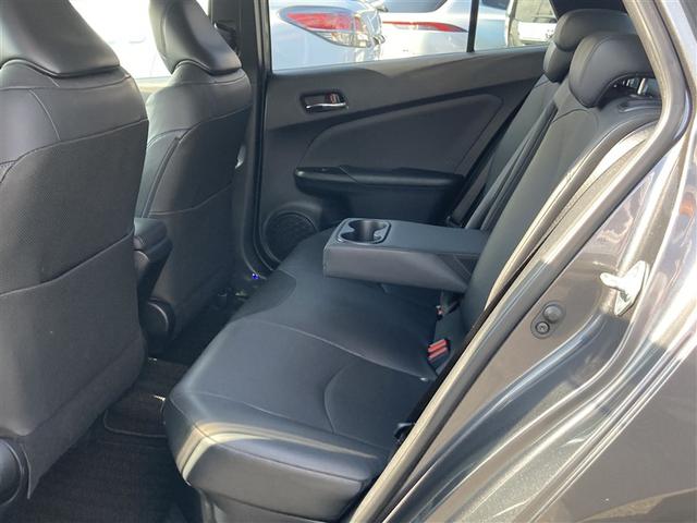 プリウス Ａプレミアム　ツーリングセレクション　横滑り防止機能　皮シート　運転席パワーシート　エアコン　１オナ　パワーウィンドウ　ナビ＆ＴＶ　ＬＥＤライト　盗難防止装置　スマートキー＆プッシュスタート　キーレス　ＥＴＣ　アルミホイール　１００Ｖ電源（28枚目）