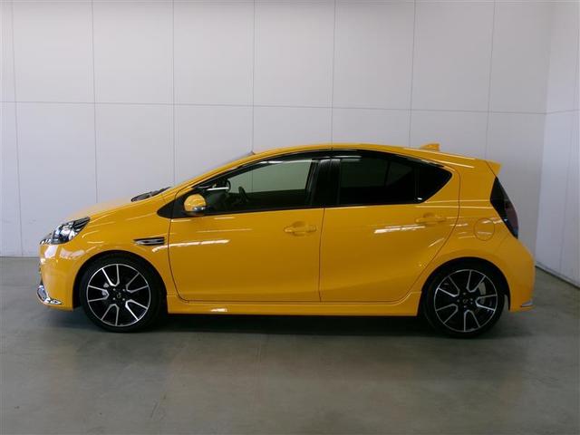 アクア G G’s ETC付き ブレーキサポート キーレス 運転席助手席エアバック 横滑防止 ナビTV パワーステアリング アルミホイール パワーウィンドウ ABS エアコン ワンセグテレビ LED メモリーナビ(3枚目)