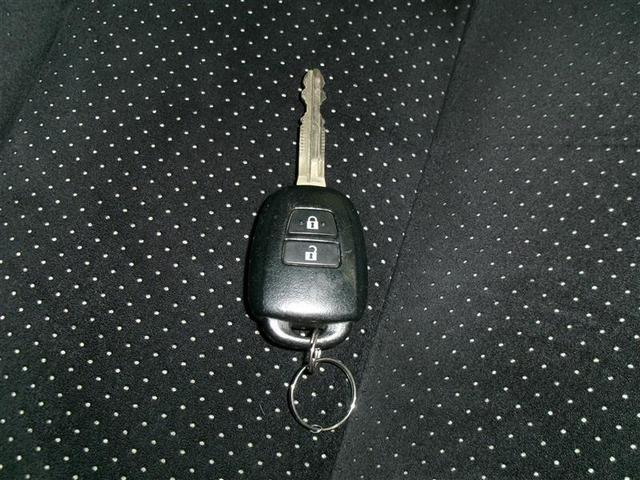 アクア G G’s ETC付き ブレーキサポート キーレス 運転席助手席エアバック 横滑防止 ナビTV パワーステアリング アルミホイール パワーウィンドウ ABS エアコン ワンセグテレビ LED メモリーナビ(10枚目)