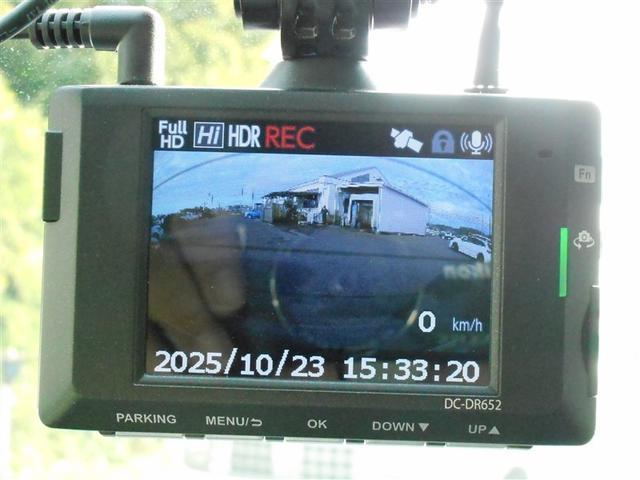 パッソ Ｘ　Ｓ　衝突回避支援システム　整備記録簿　バックモニター　盗難防止システム　１セグＴＶ　キーフリーシステム　デュアルエアバック　スマートキー　メモリナビ　ＥＳＣ　エアバック付き　パワーウィンドウ　ＡＢＳ（15枚目）